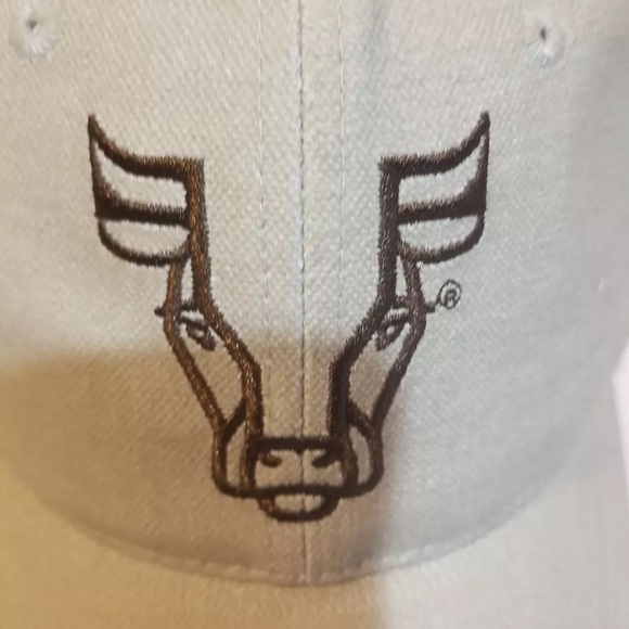 Farm Supply Hat Cattle Head Canvas ADJUSTABLE Biege Baseball Cap NEW WITHOUT TAG - Picture 2 of 6